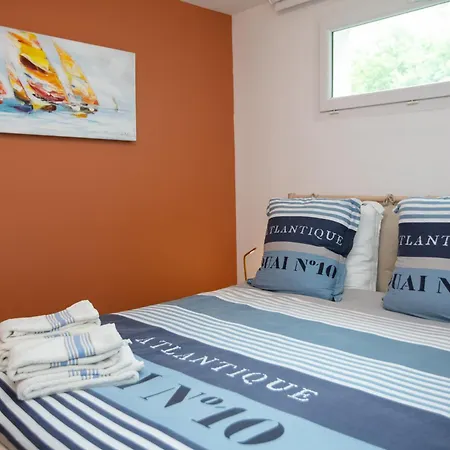 Erreka Txikia Bed & Breakfast Urrugne
