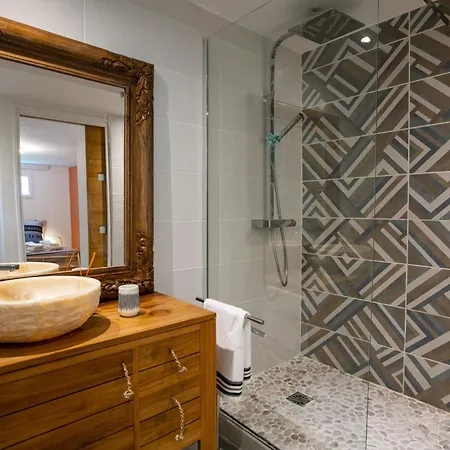Erreka Txikia Bed & Breakfast