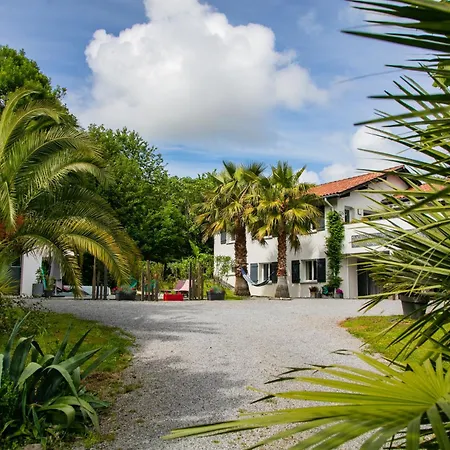 Bed & Breakfast Erreka Txikia Urrugne
