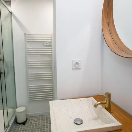 Erreka Txikia Bed & Breakfast Urrugne